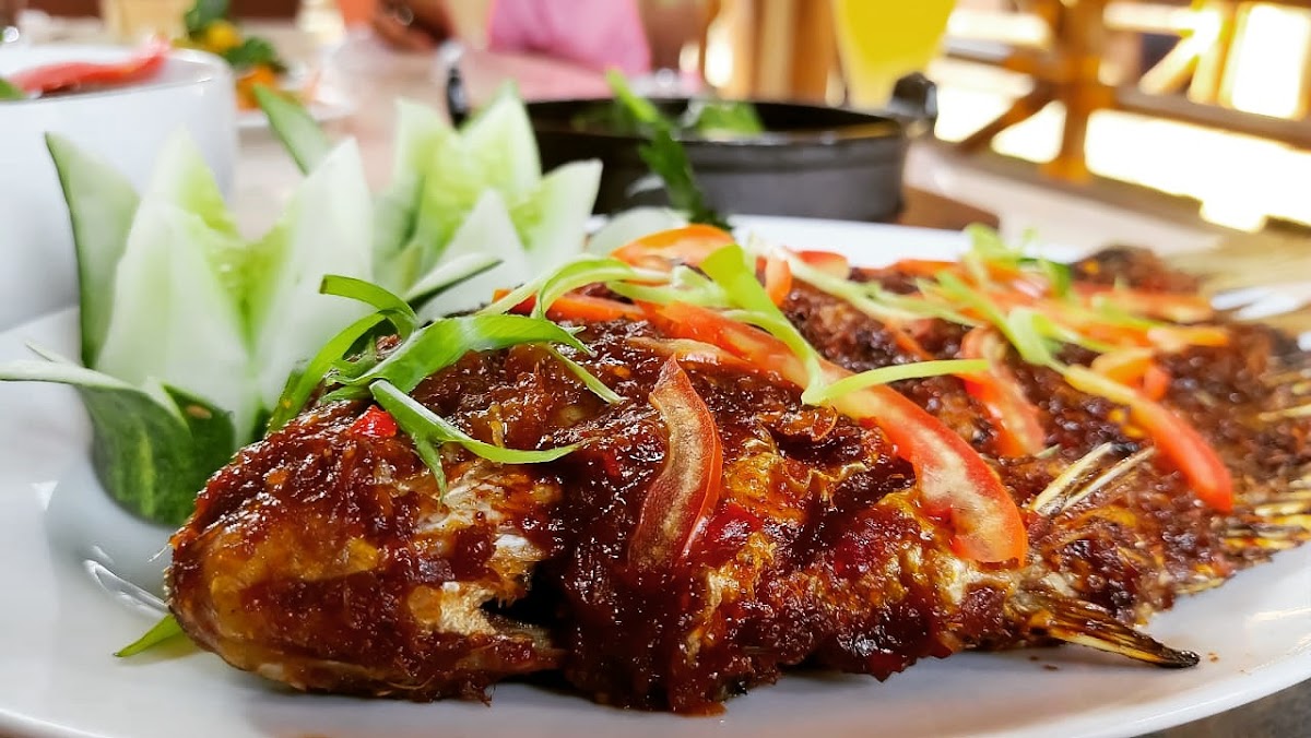 Balai Kambang Resto Photos 2